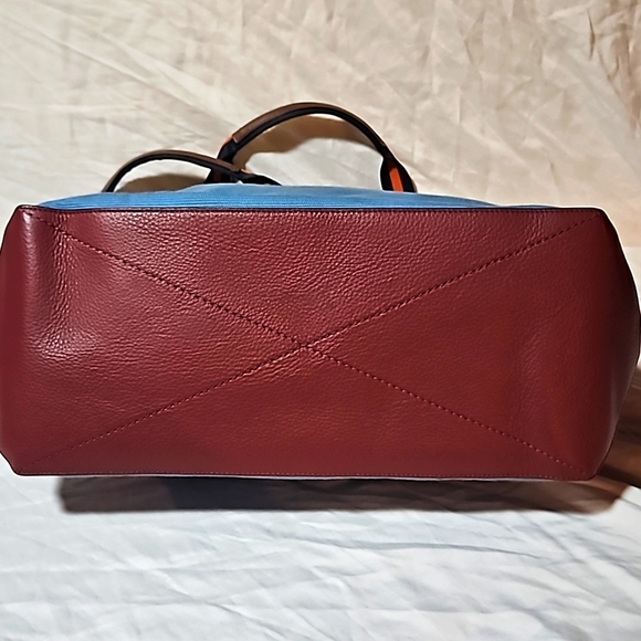 Coach Tote - Picture 3 of 5